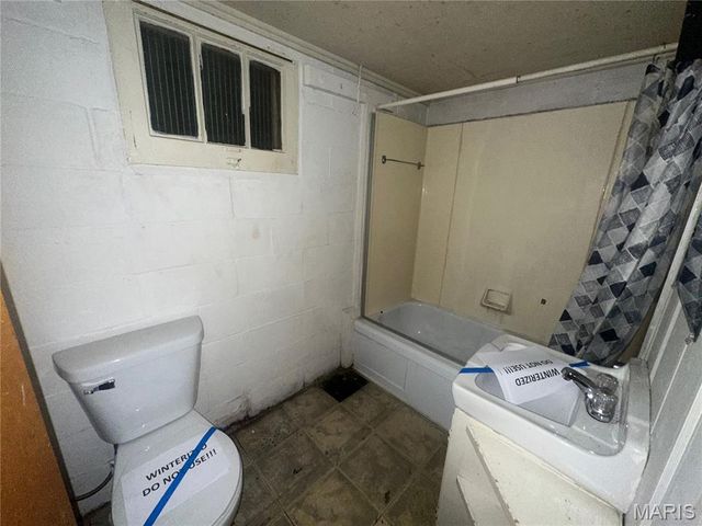 237 S Barat Avenue, Ferguson, MO 63135