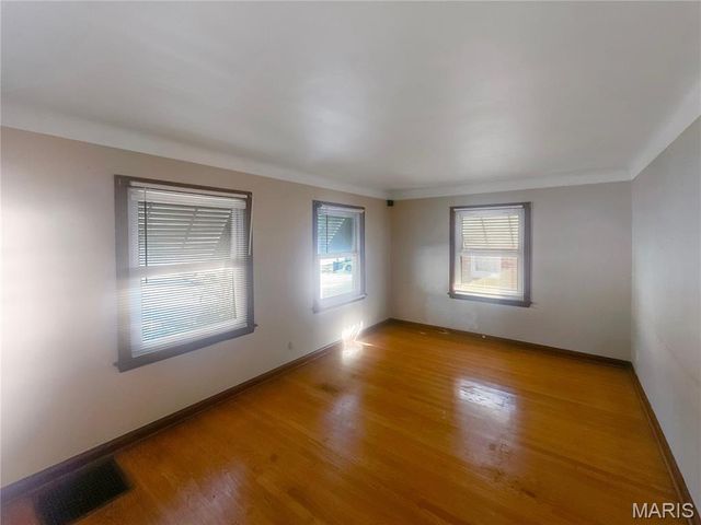 237 S Barat Avenue, Ferguson, MO 63135