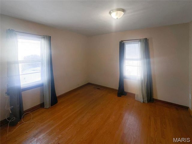 237 S Barat Avenue, Ferguson, MO 63135