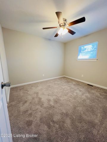 384 Glenview Rd, Louisville, KY 40229