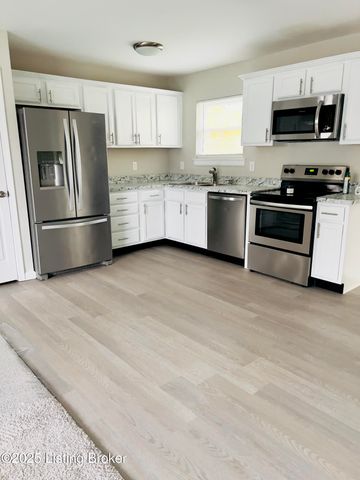 384 Glenview Rd, Louisville, KY 40229