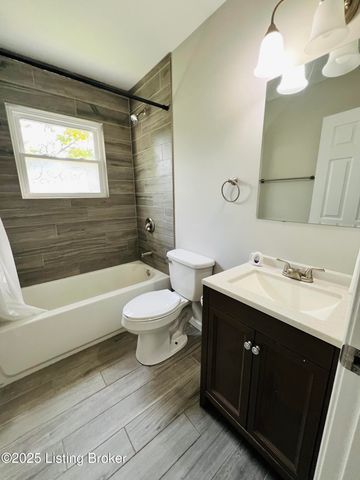 384 Glenview Rd, Louisville, KY 40229