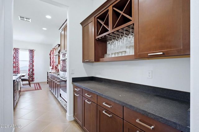 3034 E Desert Lane, Phoenix, AZ 85042