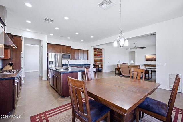 3034 E Desert Lane, Phoenix, AZ 85042