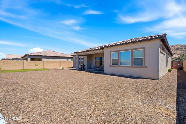 3034 E Desert Lane, Phoenix, AZ 85042