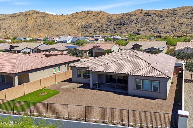 3034 E Desert Lane, Phoenix, AZ 85042