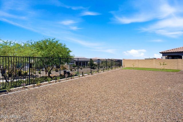 3034 E Desert Lane, Phoenix, AZ 85042