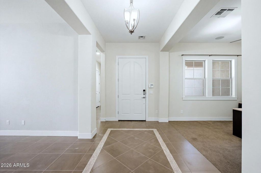 3034 E Desert Lane, Phoenix, AZ 85042 — photo 5