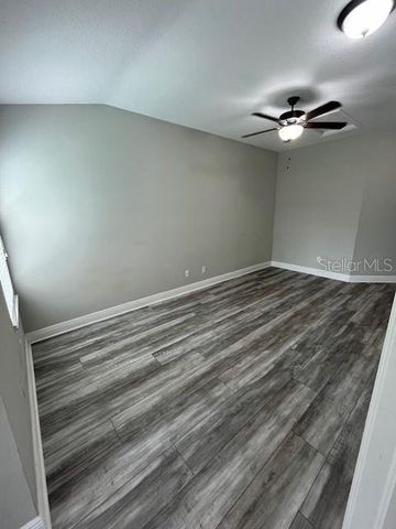 11522 CROWNED SPARROW LANE, Tampa, FL 33626