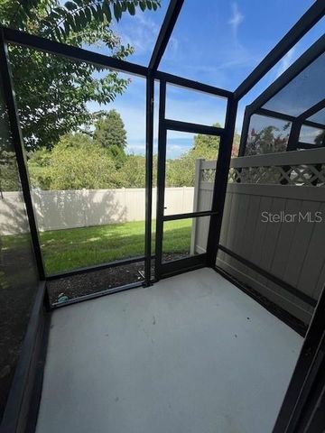 11522 CROWNED SPARROW LANE, Tampa, FL 33626