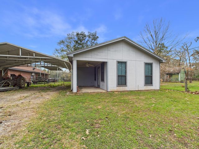 15802 Firetower Road A, Conroe, TX 77306