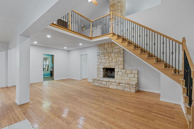 601 Deertrail DR, San Marcos, TX 78666