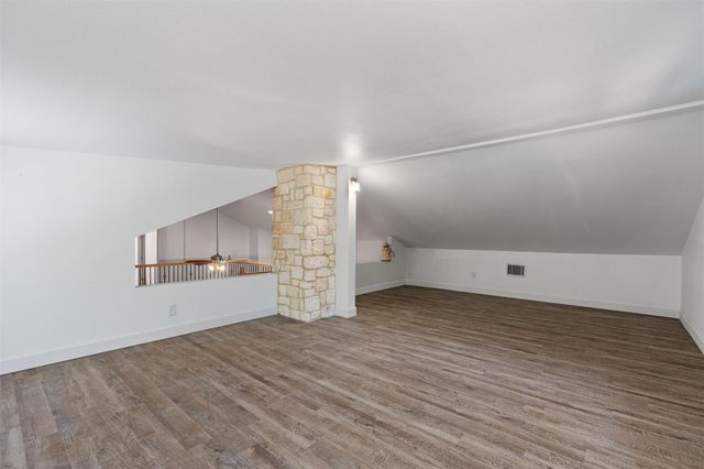 601 Deertrail DR, San Marcos, TX 78666