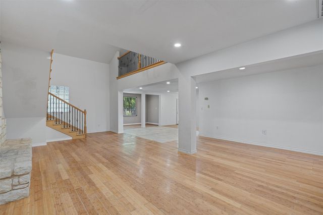 601 Deertrail DR, San Marcos, TX 78666