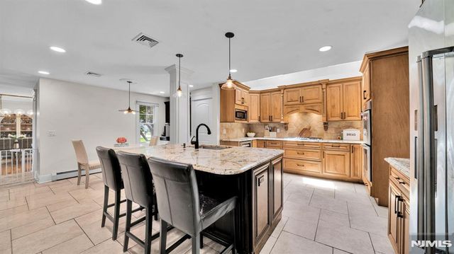 26 Devonshire Road, Cresskill, NJ 07626
