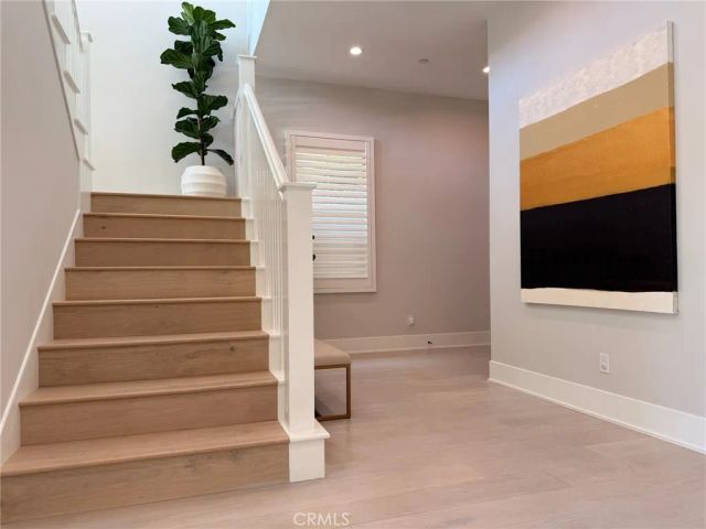 124 Sunnyslope, Irvine, CA 92618