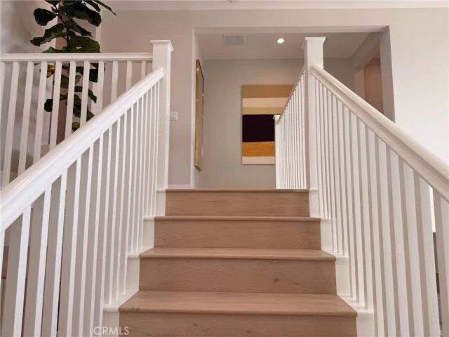 124 Sunnyslope, Irvine, CA 92618