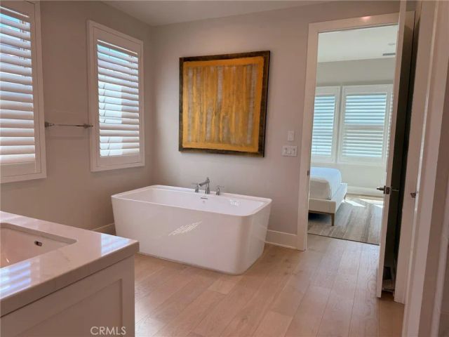 124 Sunnyslope, Irvine, CA 92618