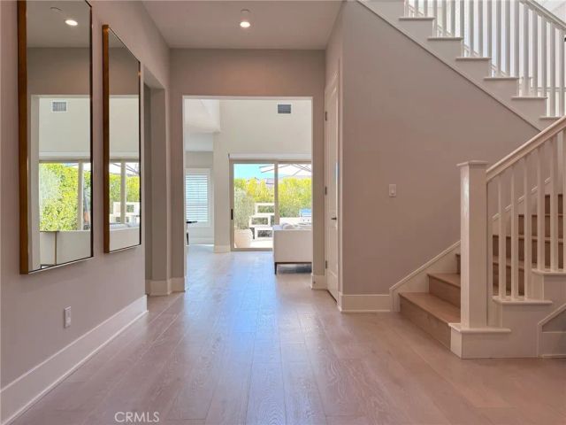 124 Sunnyslope, Irvine, CA 92618