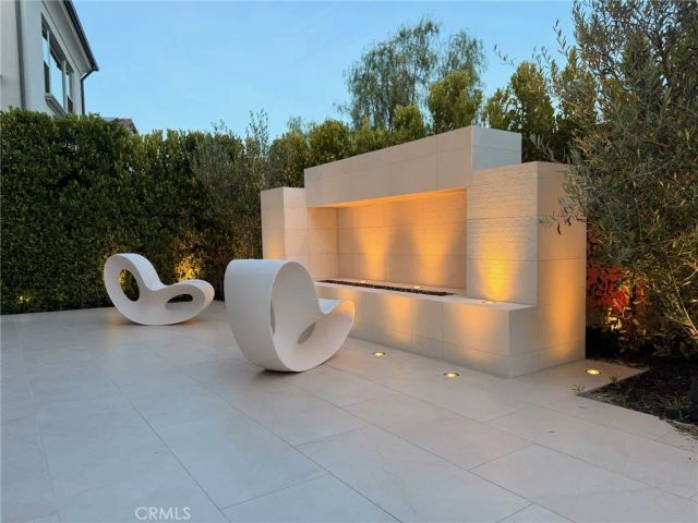124 Sunnyslope, Irvine, CA 92618