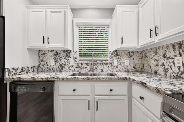 10202 Berrybriar Lane, Tomball, TX 77375