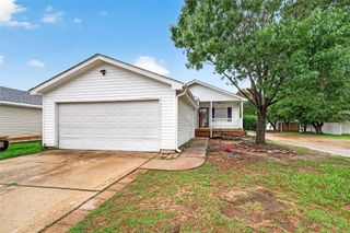 10202 Berrybriar Lane, Tomball, TX 77375