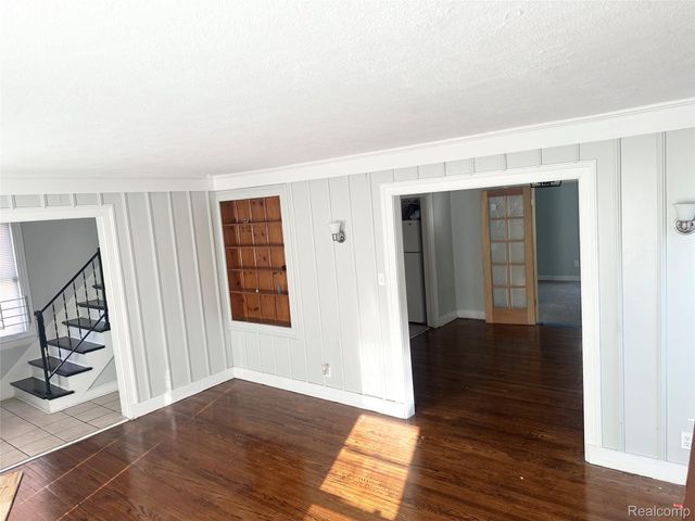 17544 Woodingham Drive, Detroit, MI 48221