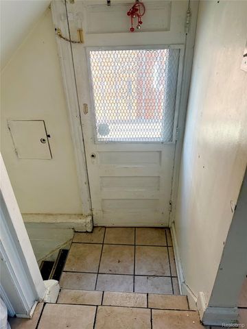 17544 Woodingham Drive, Detroit, MI 48221