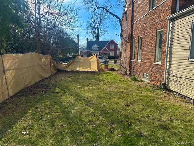 17544 Woodingham Drive, Detroit, MI 48221