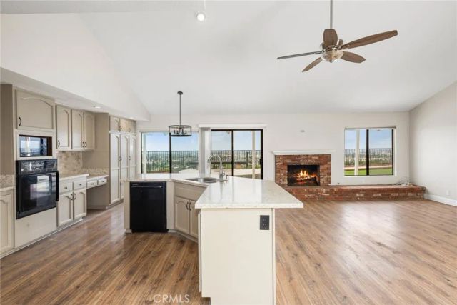 2282 N Rockridge Place, Orange, CA 92867