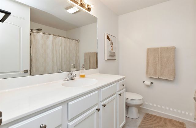 12586 Diamond Ridge Court, Clive, IA 50325