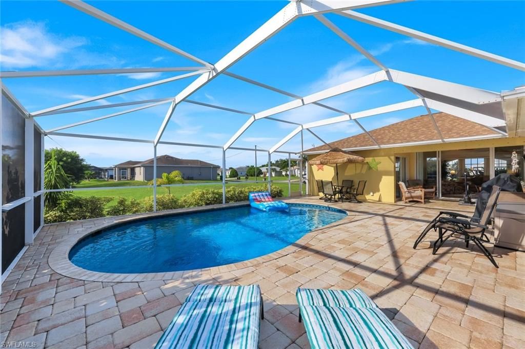 401 NW 18th AVE, CAPE CORAL, FL 33993 — photo 2