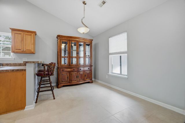 2707 Woodcreek Ln., Conway, SC 29527
