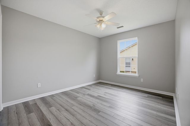 2707 Woodcreek Ln., Conway, SC 29527