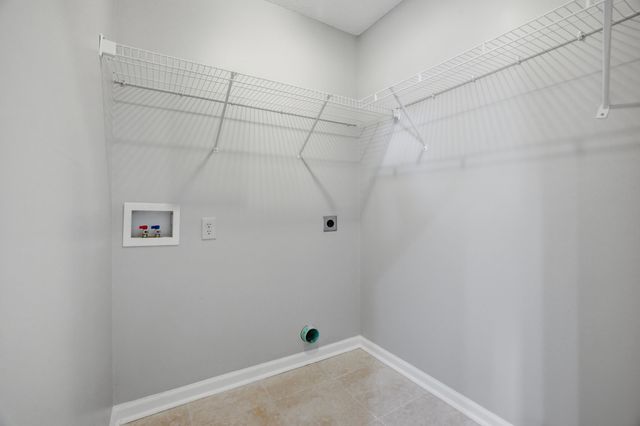 2707 Woodcreek Ln., Conway, SC 29527