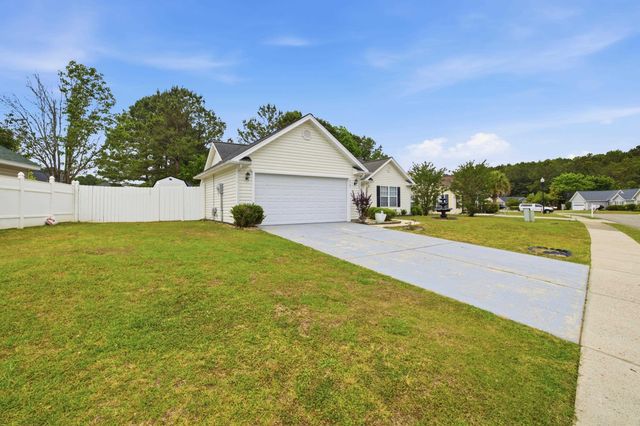 2707 Woodcreek Ln., Conway, SC 29527