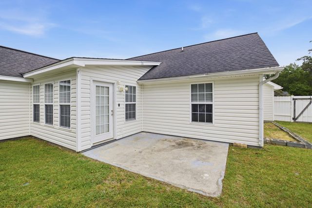 2707 Woodcreek Ln., Conway, SC 29527