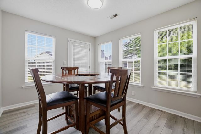 2707 Woodcreek Ln., Conway, SC 29527