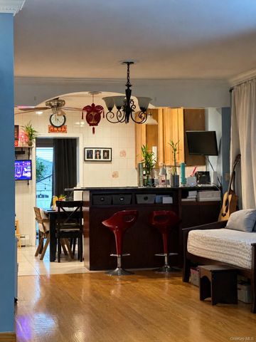 1842 Paulding Avenue, Bronx, NY 10462