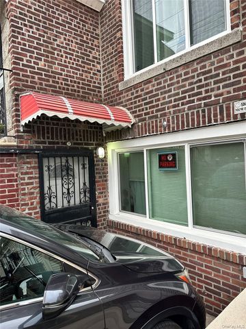 1842 Paulding Avenue, Bronx, NY 10462