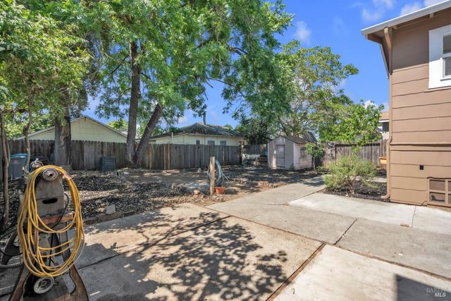 107 Mayo Ave, Vallejo, CA 94590