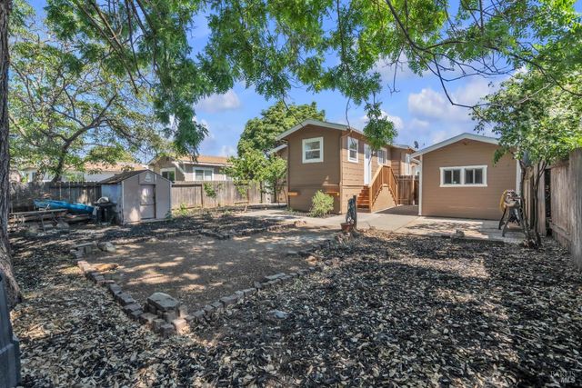 107 Mayo Ave, Vallejo, CA 94590