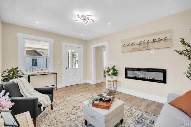 107 Mayo Ave, Vallejo, CA 94590