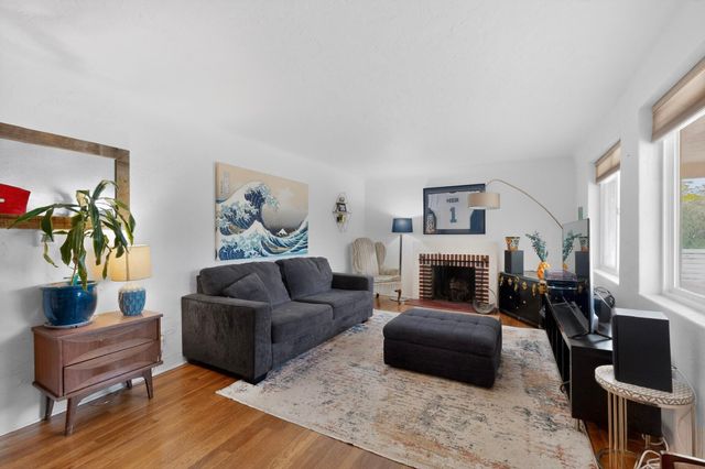 801 Amherst Drive NE, Albuquerque, NM 87106