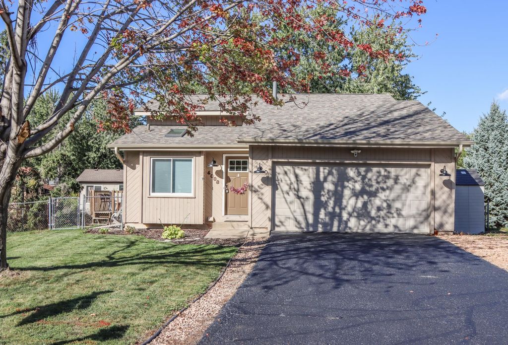 4008 W 137th Street, Savage, MN 55378