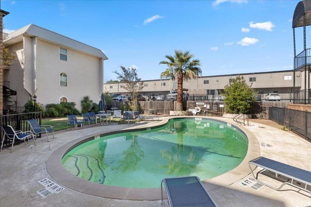 910 Duncan LN 57, Austin, TX 78705