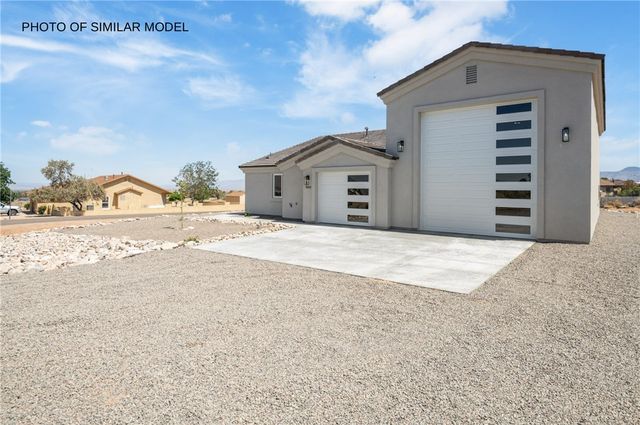 7150 E Alvarado Drive, Kingman, AZ 86401