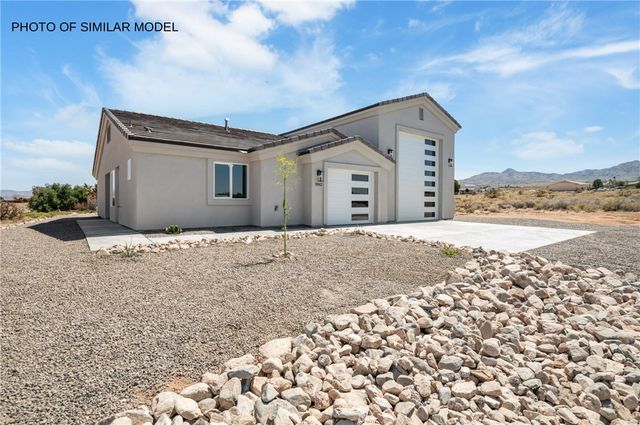 7150 E Alvarado Drive, Kingman, AZ 86401