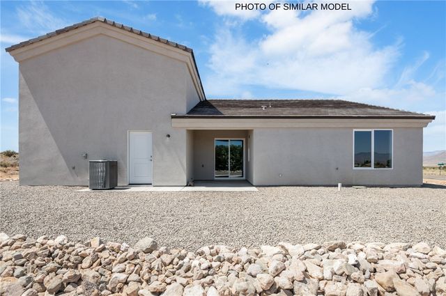 7150 E Alvarado Drive, Kingman, AZ 86401