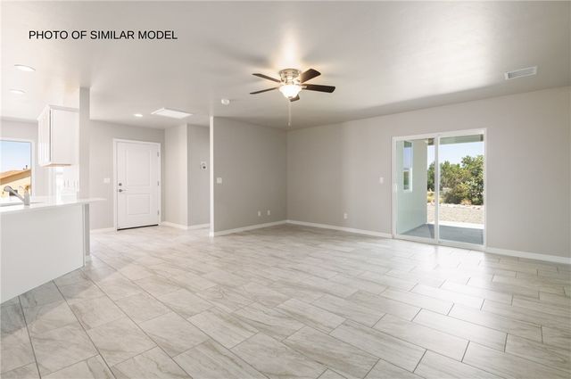 7150 E Alvarado Drive, Kingman, AZ 86401